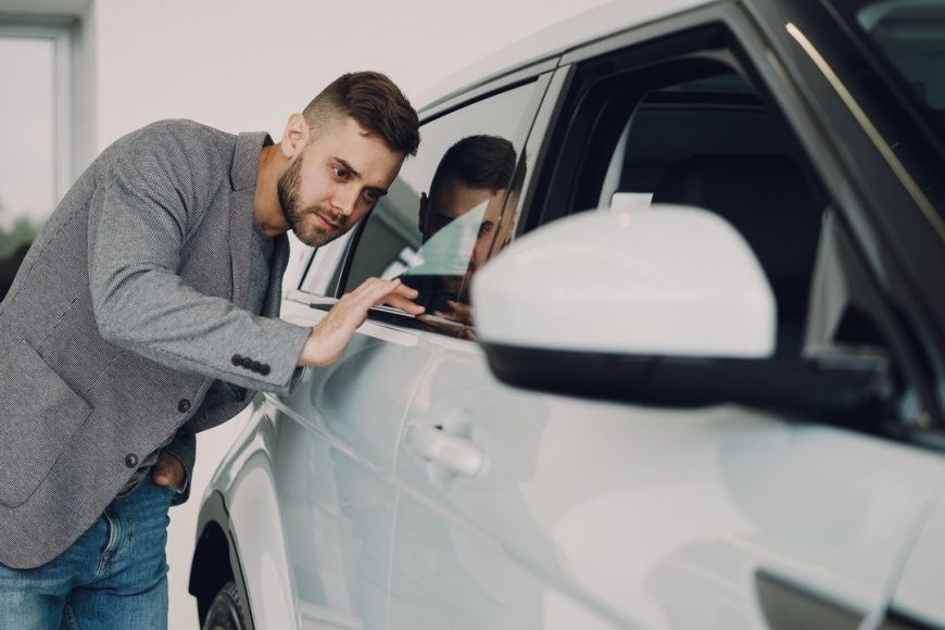 5 Signs Your Vehicle Needs Professional Body Repair
